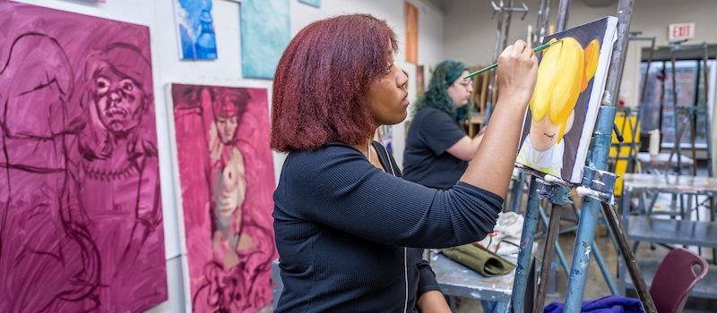 student painting